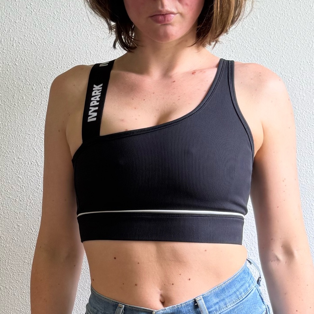 IVY PARK Black and White Asymmetrical Sports Bra size XS